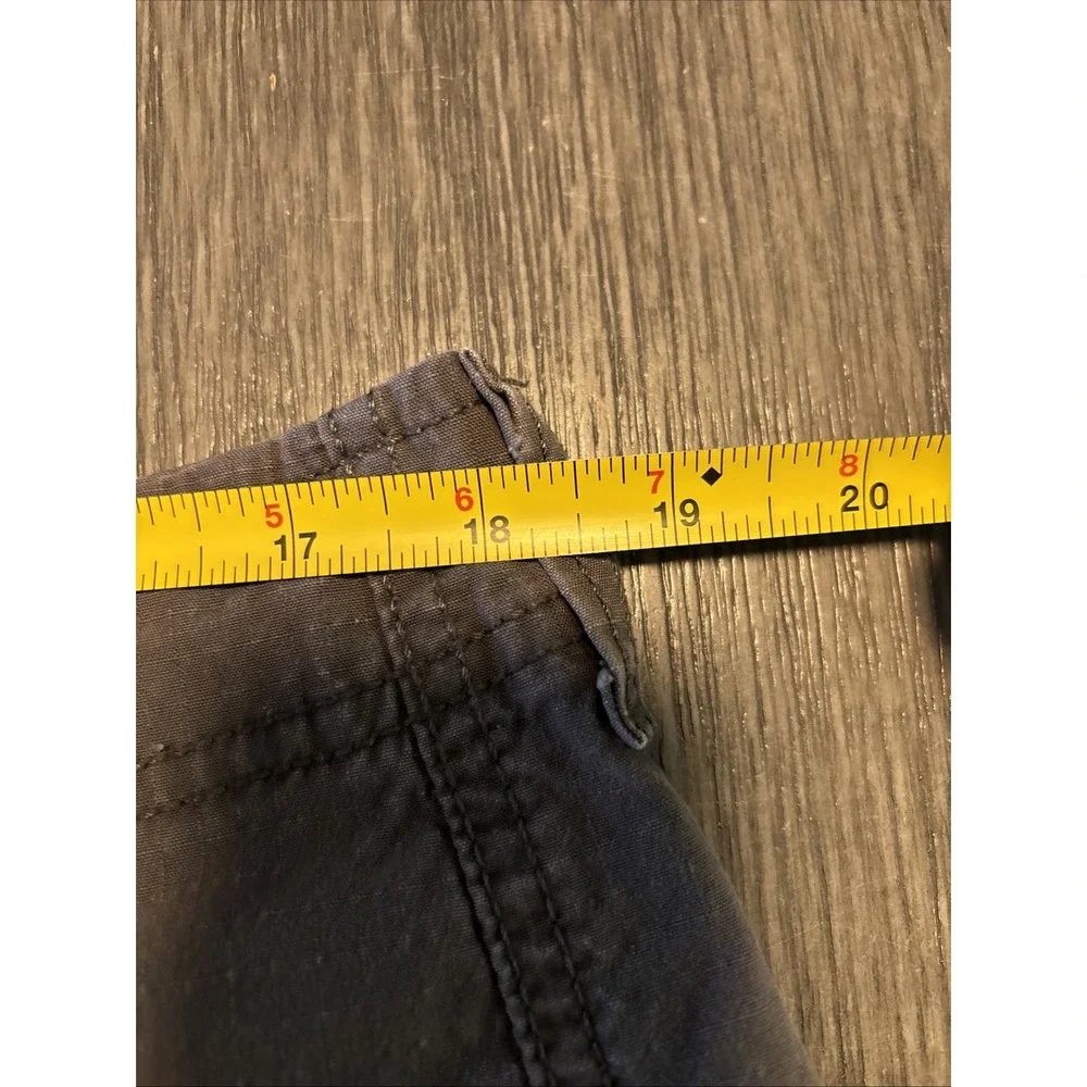 Levis excellent no